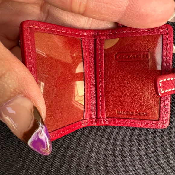 💋Coach Red  Signature C Keychain Picture  Charm💋 - Picture 3 of 3